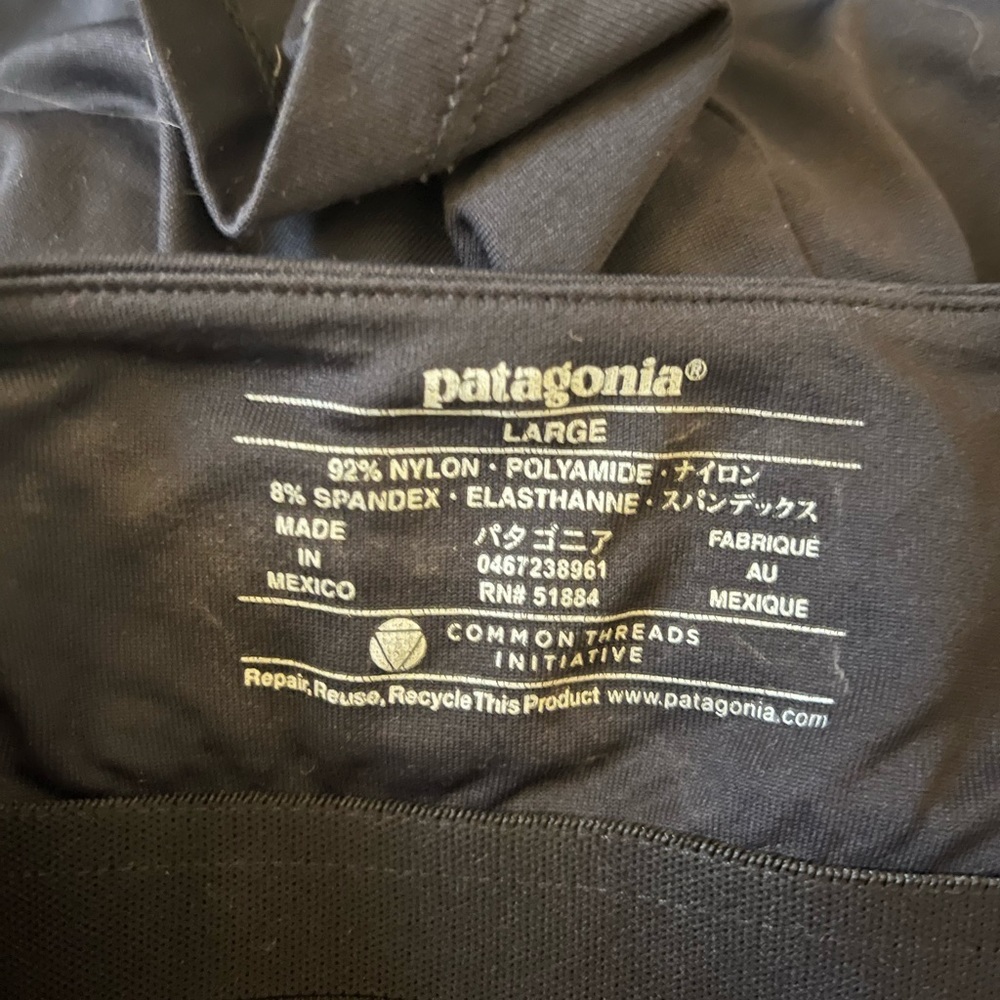 Patagonia Morning Glory black stretchy top - Picture 2 of 6
